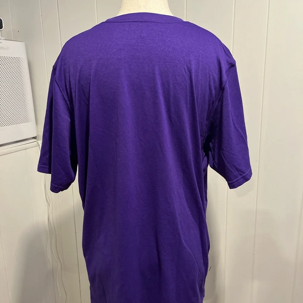 Nike Men's Purple T-Shirt - Picture 4 of 5